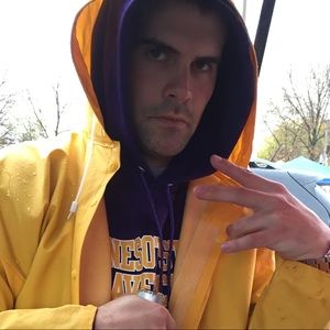 Meet your Posher, Zach